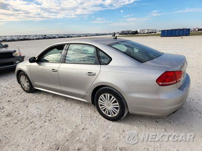 Drugie zdjęcie samochodu z przodu: 2014 VOLKSWAGEN PASSAT S VIN:1VWAS7A33EC052824 - miniatura