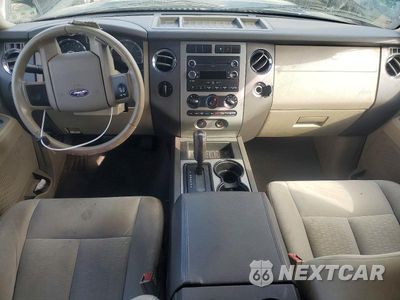 Zdjęcie 8 z 13 samochodu: 2008 FORD EXPEDITION XLT VIN:1FMFU16588LA09915 - miniatura