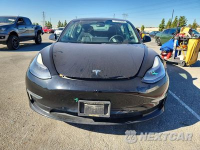 Piąte zdjęcie samochodu w środku: 2022 TESLA MODEL 3 VIN:5YJ3E1EB5NF185069 - miniatura