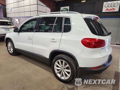 Drugie zdjęcie samochodu z przodu: 2017 VOLKSWAGEN TIGUAN WOLFSBURG VIN:WVGSV7AXXHW503246 - miniatura
