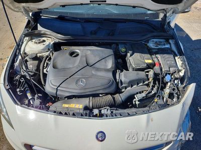 Zdjęcie 11 z 12 samochodu: 2015 MERCEDES-BENZ CLA 250 VIN:WDDSJ4EB6FN170436 - miniatura