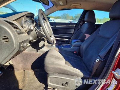 Zdjęcie 7 z 12 samochodu: 2018 CHRYSLER 300 TOURING VIN:2C3CCAAG4JH283610 - miniatura