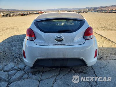 Zdjęcie 6 z 12 samochodu: 2017 HYUNDAI VELOSTER BASE VIN:KMHTC6AD7HU307335 - miniatura