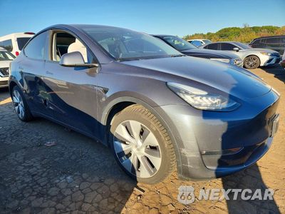 Czwarte zdjęcie samochodu z boku: 2021 TESLA MODEL Y VIN:5YJYGDEE5MF268334 - miniatura
