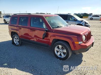 Czwarte zdjęcie samochodu z boku: 2013 JEEP PATRIOT LATITUDE VIN:1C4NJRFB8DD212675 - miniatura
