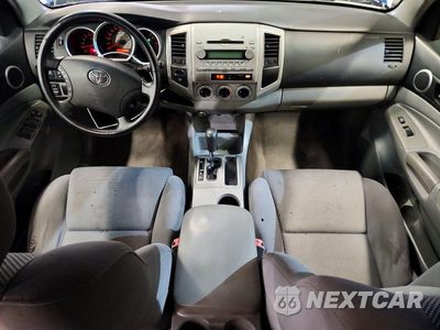 Zdjęcie 8 z 12 samochodu: 2008 TOYOTA TACOMA V6 VIN:5TELU42N18Z555763 - miniatura