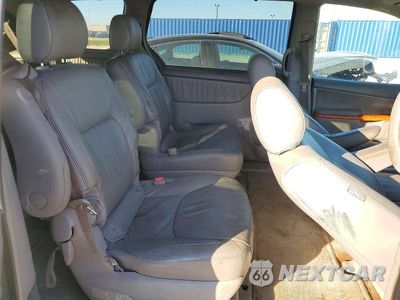 Zdjęcie 11 z 13 samochodu: 2008 TOYOTA SIENNA XLE VIN:5TDBK22C08S014110 - miniatura