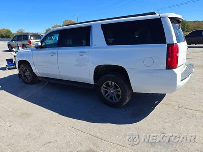 Drugie zdjęcie samochodu z przodu: 2018 CHEVROLET SUBURBAN K1500 LT VIN:1GNSKHKC1JR370015 - miniatura