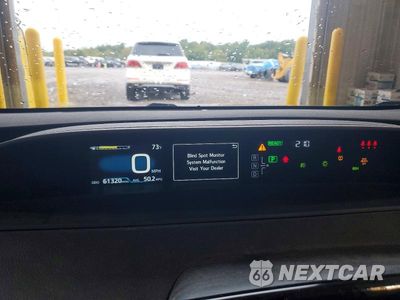 Zdjęcie 9 z 12 samochodu: 2019 TOYOTA PRIUS LE AWD-E VIN:JTDL9RFU2K3012394 - miniatura