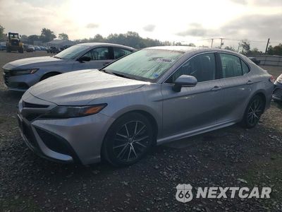 2023 TOYOTA CAMRY SE 4T1G11AK9PU781312 - główne zdjęcie licytacji z USA - miniatura