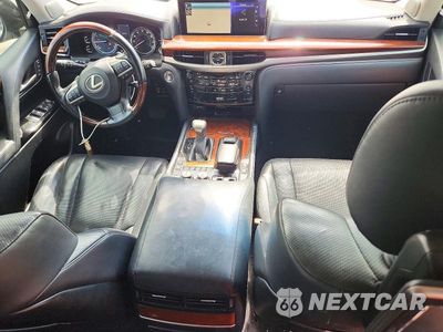 Zdjęcie 8 z 13 samochodu: 2020 LEXUS LX 570 VIN:JTJDY7AXXL4318152 - miniatura