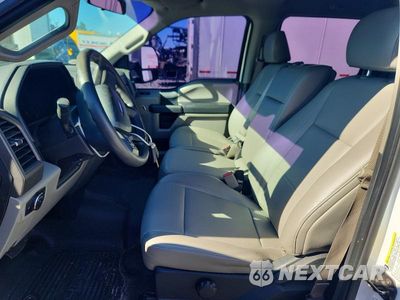 Zdjęcie 7 z 12 samochodu: 2017 FORD F350 SUPER DUTY VIN:1FT8W3DT6HEB56324 - miniatura
