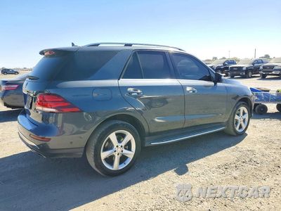 Trzecie zdjęcie samochodu z tyłu: 2016 MERCEDES-BENZ GLE 350 4MATIC VIN:4JGDA5HB1GA694747 - miniatura