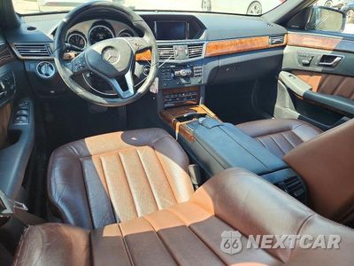 Zdjęcie 8 z 13 samochodu: 2013 MERCEDES-BENZ E 350 VIN:WDDHF5KB0DA710647 - miniatura