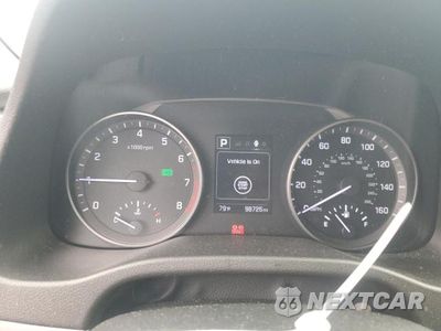 Zdjęcie 9 z 12 samochodu: 2018 HYUNDAI ELANTRA VALUE EDITION VIN:5NPD84LF5JH220059 - miniatura