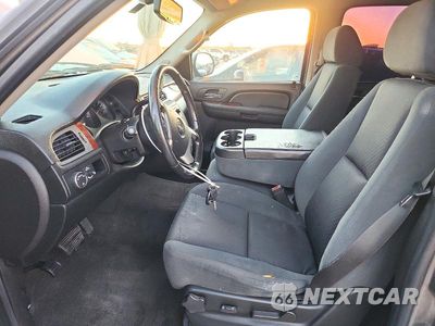 Zdjęcie 7 z 13 samochodu: 2009 GMC YUKON SLE VIN:1GKFC23C19R166365 - miniatura
