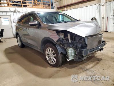 Czwarte zdjęcie samochodu z boku: 2016 KIA SORENTO LX VIN:5XYPGDA38GG052068 - miniatura