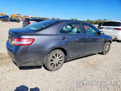 Trzecie zdjęcie samochodu z tyłu: 2011 TOYOTA CAMRY XLE V6 VIN:4T1BK3EK2BU130576 - miniatura