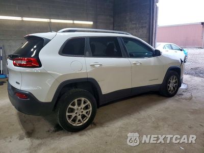 Trzecie zdjęcie samochodu z tyłu: 2017 JEEP CHEROKEE LATITUDE VIN:1C4PJMCB1HW605265 - miniatura