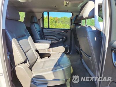 Zdjęcie 11 z 13 samochodu: 2016 CHEVROLET SUBURBAN K1500 LT VIN:1GNSKHKC3GR127069 - miniatura