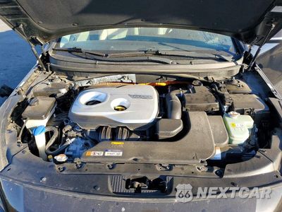 Zdjęcie 11 z 12 samochodu: 2016 HYUNDAI SONATA PLUG-IN HYBRID VIN:KMHE14L2XGA021235 - miniatura