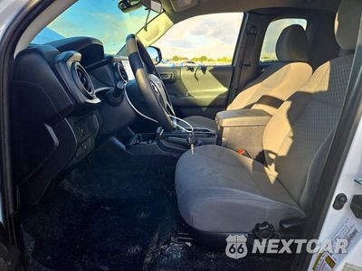 Zdjęcie 7 z 12 samochodu: 2022 TOYOTA TACOMA SR VIN:3TYRX5GN8NT052762 - miniatura