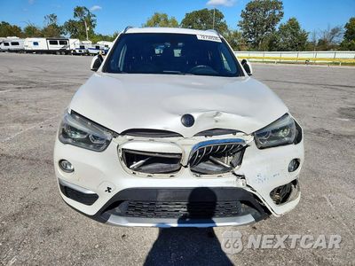 Piąte zdjęcie samochodu w środku: 2017 BMW X1 XDRIVE28I VIN:WBXHT3C37H5F68428 - miniatura