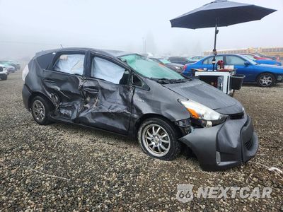 Czwarte zdjęcie samochodu z boku: 2015 TOYOTA PRIUS V FOUR VIN:JTDZN3EU4FJ035505 - miniatura