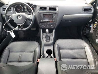 Zdjęcie 8 z 12 samochodu: 2017 VOLKSWAGEN JETTA SE VIN:3VWDB7AJ4HM227970 - miniatura