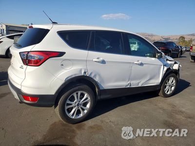 Trzecie zdjęcie samochodu z tyłu: 2017 FORD ESCAPE SE VIN:1FMCU0GDXHUC09773 - miniatura