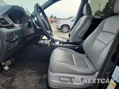 Zdjęcie 7 z 14 samochodu: 2020 HONDA PASSPORT TOURING VIN:5FNYF8H90LB011573 - miniatura