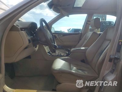 Zdjęcie 7 z 13 samochodu: 2001 MERCEDES-BENZ E 320 VIN:WDBJF65J21B324756 - miniatura