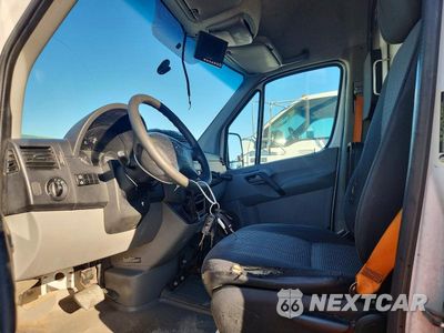 Zdjęcie 7 z 12 samochodu: 2011 MERCEDES-BENZ SPRINTER 2500 DELIVERY VAN VIN:WD3PE8CB6B5581869 - miniatura