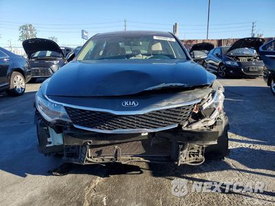 Piąte zdjęcie samochodu w środku: 2016 KIA OPTIMA LX VIN:KNAGT4L32G5072847 - miniatura