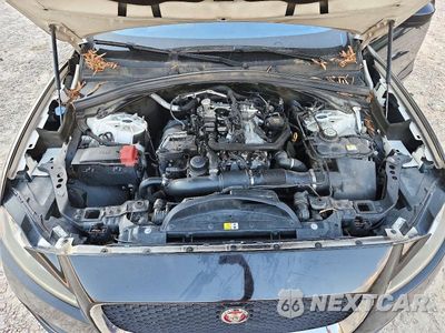 Zdjęcie 12 z 13 samochodu: 2018 JAGUAR F-PACE PREMIUM VIN:SADCJ2FX0JA287429 - miniatura