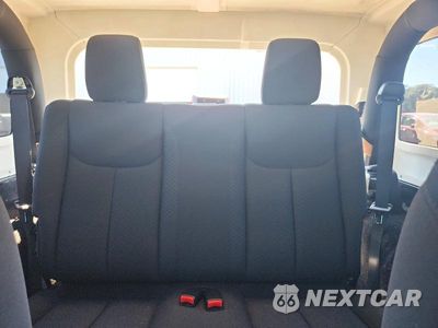 Zdjęcie 10 z 14 samochodu: 2017 JEEP WRANGLER SPORT VIN:1C4AJWAG6HL711406 - miniatura