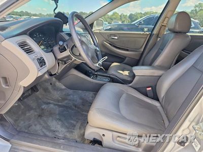 Zdjęcie 7 z 12 samochodu: 2002 HONDA ACCORD EX VIN:1HGCG16572A032413 - miniatura