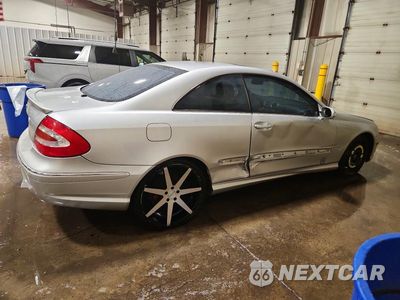 Trzecie zdjęcie samochodu z tyłu: 2003 MERCEDES-BENZ CLK 500 VIN:WDBTJ75J13F048871 - miniatura