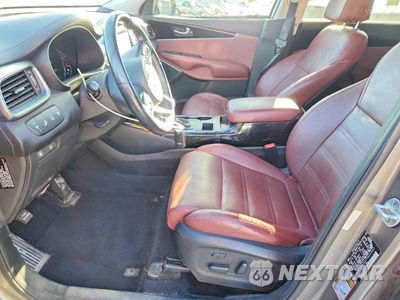 Zdjęcie 7 z 13 samochodu: 2017 KIA SORENTO SX V6 VIN:5XYPKDA57HG242087 - miniatura