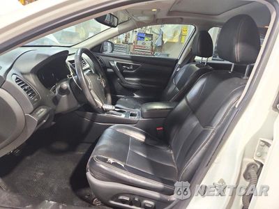 Zdjęcie 7 z 13 samochodu: 2017 NISSAN ALTIMA 2.5 SL VIN:1N4AL3AP3HC491723 - miniatura