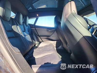 Zdjęcie 10 z 12 samochodu: 2018 TESLA MODEL S VIN:5YJSA1E20JF262710 - miniatura