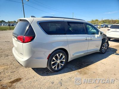 Trzecie zdjęcie samochodu z tyłu: 2020 CHRYSLER PACIFICA VIN:2C4RC1GG8LR121411 - miniatura
