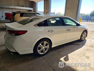 Trzecie zdjęcie samochodu z tyłu: 2018 HYUNDAI SONATA LIMITED VIN:5NPE34AF4JH667360 - miniatura
