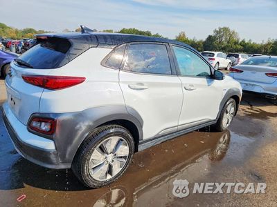 Trzecie zdjęcie samochodu z tyłu: 2019 HYUNDAI KONA SEL VIN:KM8K23AG6KU023841 - miniatura