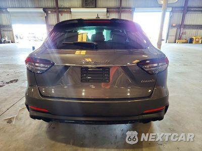Zdjęcie 6 z 13 samochodu: 2022 MASERATI LEVANTE MODENA VIN:ZN661YUM4NX404578 - miniatura