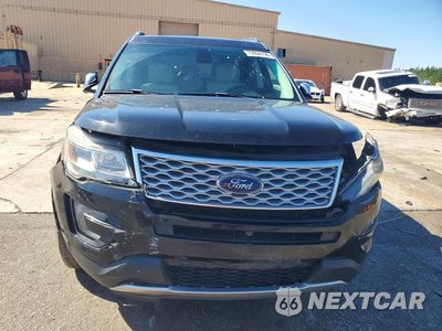 Piąte zdjęcie samochodu w środku: 2017 FORD EXPLORER PLATINUM VIN:1FM5K8HT6HGB19148 - miniatura