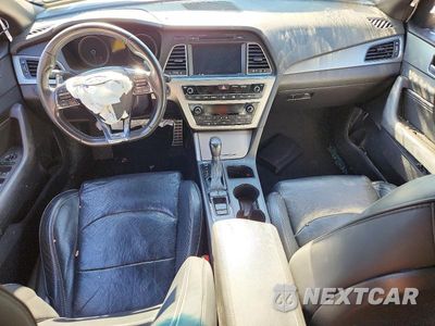 Zdjęcie 8 z 13 samochodu: 2015 HYUNDAI SONATA SPORT 2.0T VIN:5NPE34AB1FH084894 - miniatura