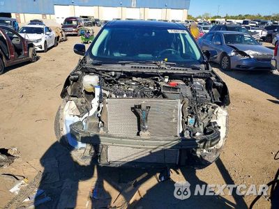 Piąte zdjęcie samochodu w środku: 2022 FORD EDGE TITANIUM VIN:2FMPK4K96NBB02433 - miniatura