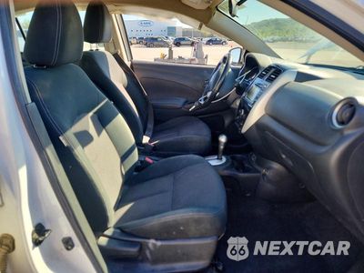 Zdjęcie 7 z 12 samochodu: 2018 NISSAN VERSA SV VIN:3N1CN7AP5JL804885 - miniatura