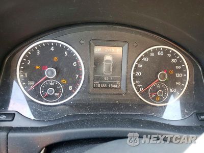 Zdjęcie 9 z 12 samochodu: 2011 VOLKSWAGEN TIGUAN S VIN:WVGBV7AX1BW557462 - miniatura